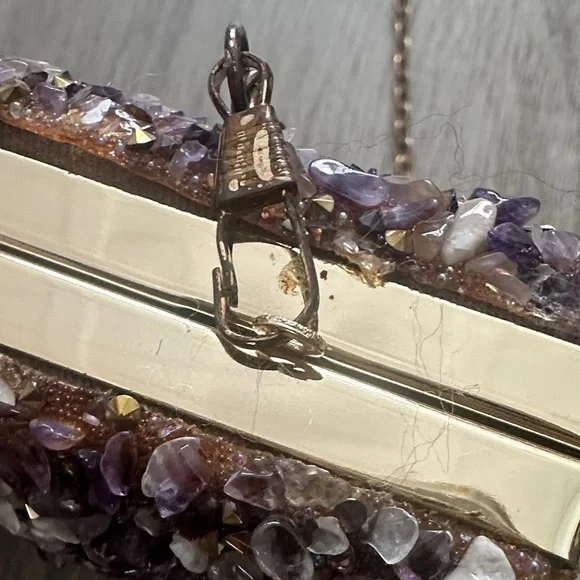 Elegant Purple Sequin Clutch Bag - Picture 5 of 6